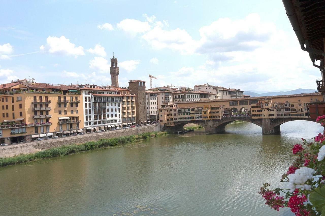 Historical Apartment Spectacular Arno View With Balcony From 12 Th Century. Флоренція Екстер'єр фото