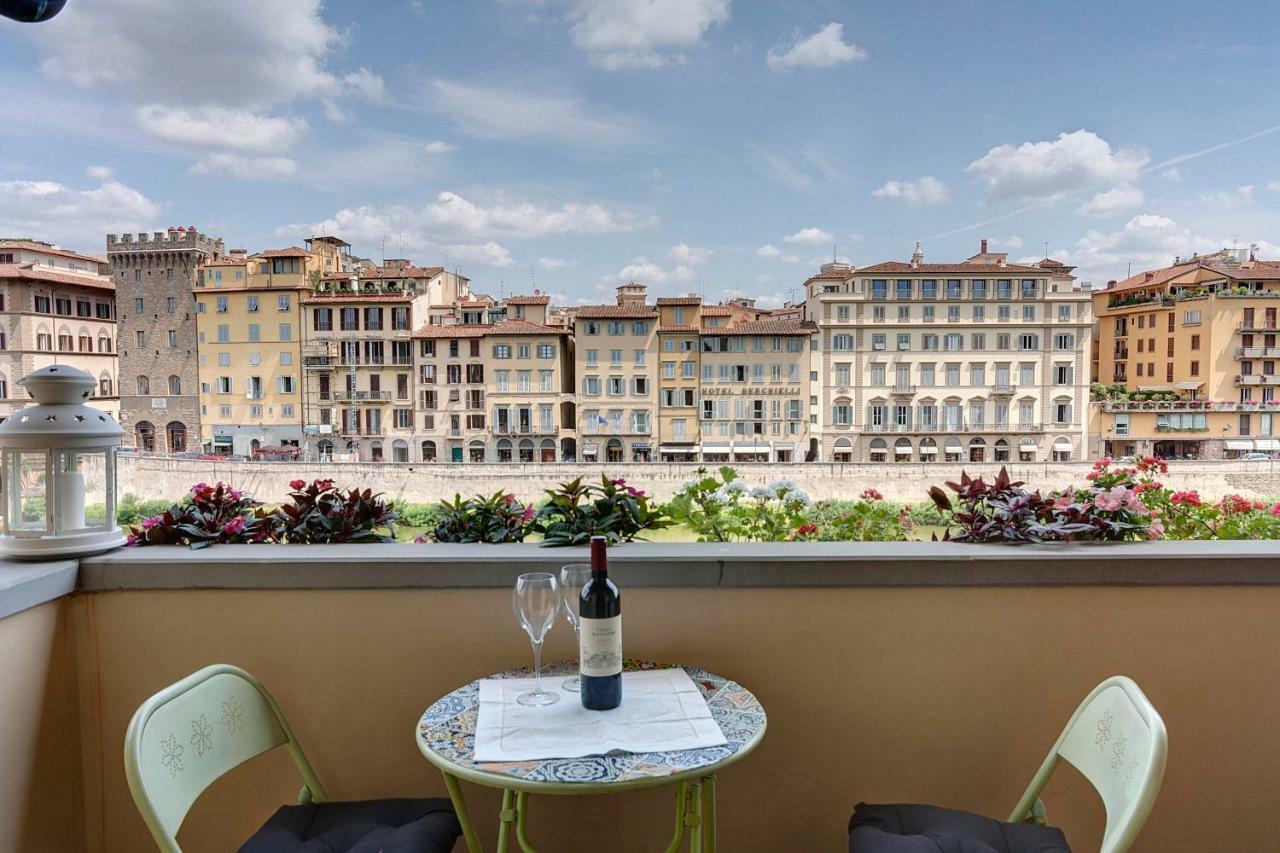 Historical Apartment Spectacular Arno View With Balcony From 12 Th Century. Флоренція Екстер'єр фото
